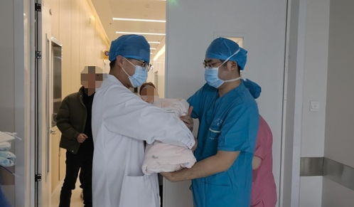 小叶医探 启动 宫内转运 零延迟转运肠梗阻新生儿